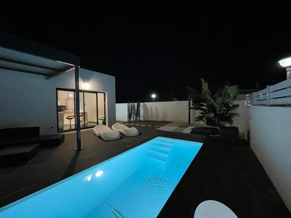 Villa Anyway Conil Un Lujo Frente Al Mar Conil De La Frontera Exterior foto
